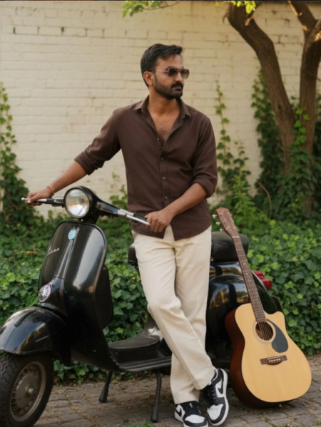File:Niraj guitarist.png